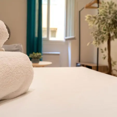 Cosy Au Coeur Du Vieux-nice アパート *